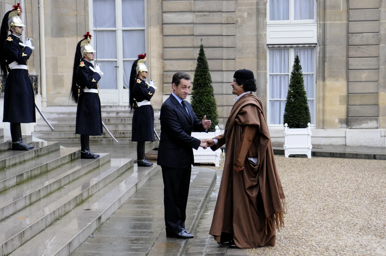 France: Tripoli réclame 10 millions d'euros au procès du financement libyen de Sarkozy